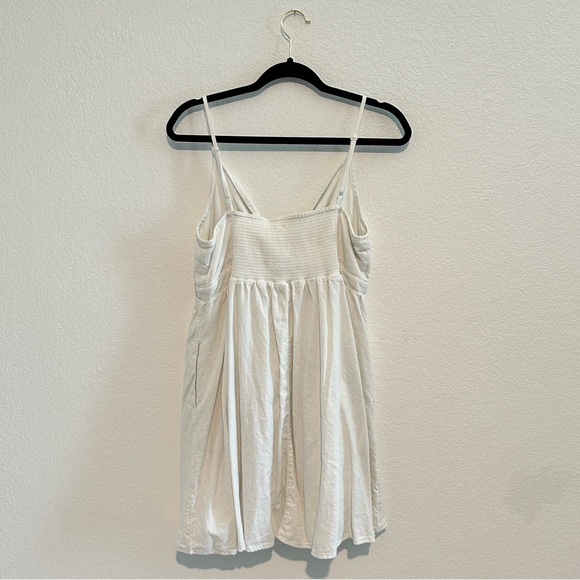 Old Navy Tie Front Dress Large White Fit & Flare Smocked Linen-Blend Mini Smock - Picture 2 of 11